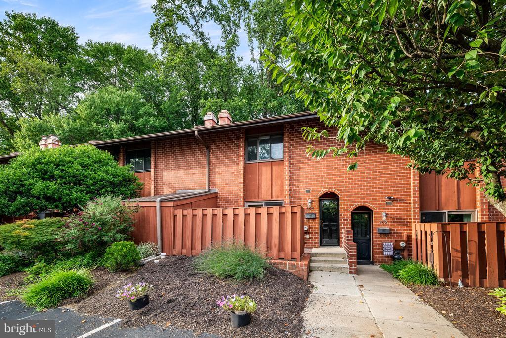 Foto principal - 404 Worthington Dr