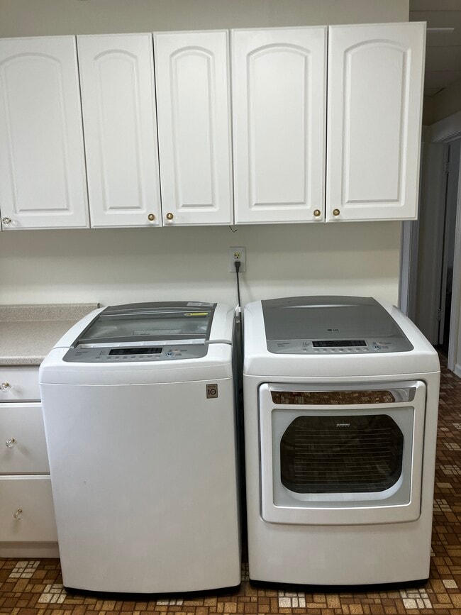 Building Photo - 13 Grubb St