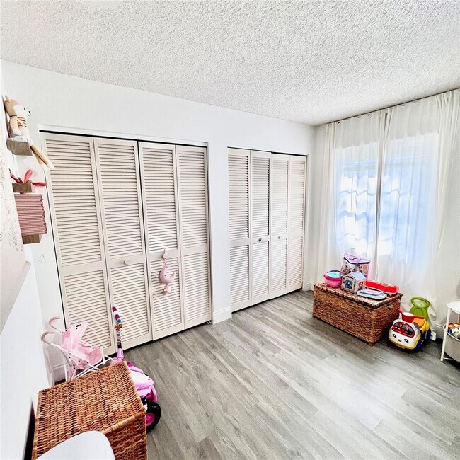 Foto del edificio - 23342 SW 54th Way