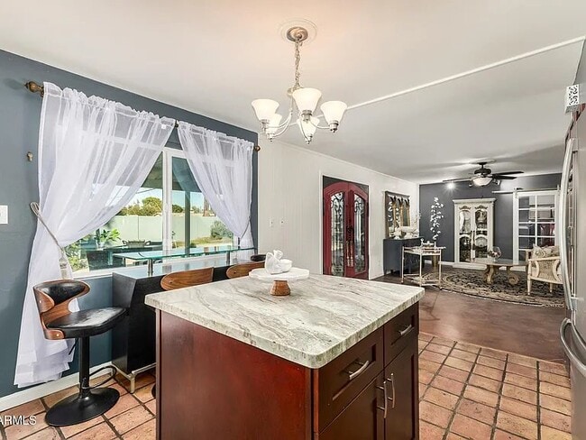 Photo - 2302 W Berridge Ln House