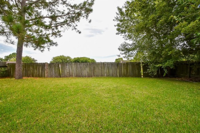 Building Photo - 17118 Quail Glen Dr