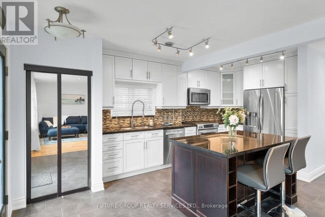 Building Photo - 16 Bergen Rd