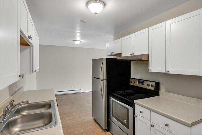 Foto del edificio - Renaissance Apartments (A to Z Properties LLC)