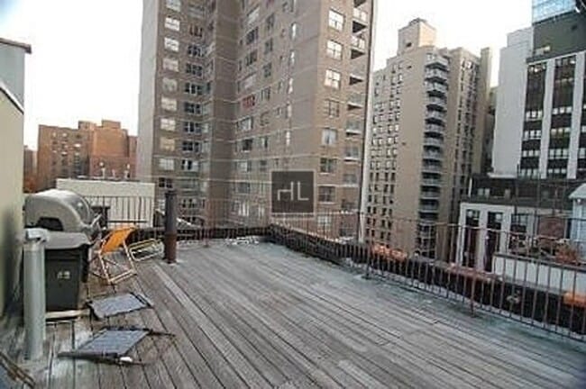 Foto del edificio - East 18th Street