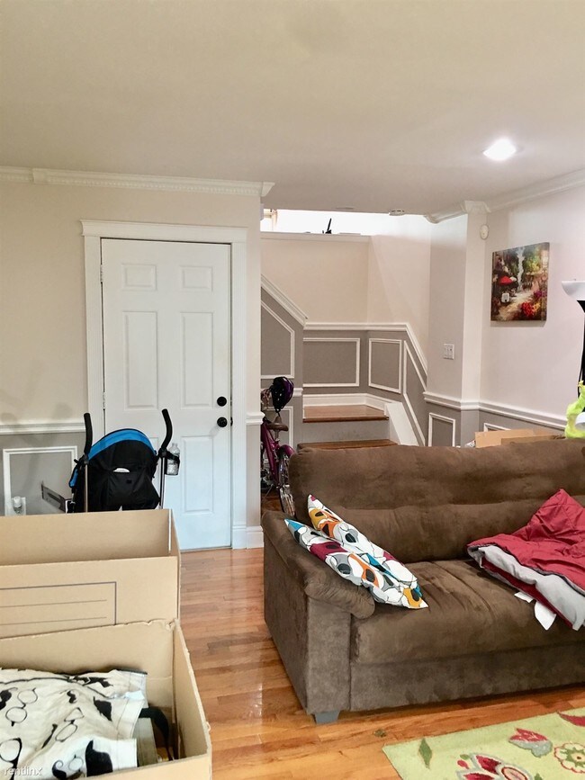 Foto del edificio - 2 br, 1.5 bath  - 1 Queen St Unit 15A 15A