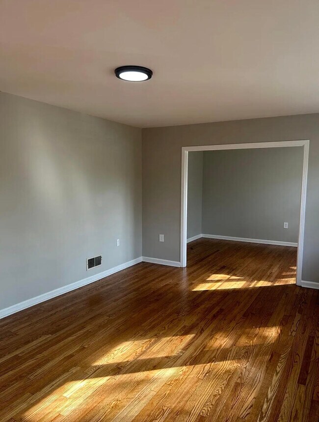 Foto del edificio - 540 Camellia Rd