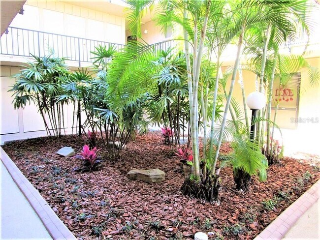 Foto del edificio - 2763 Woodgate Ln