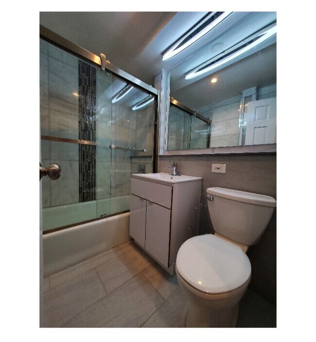 Foto del edificio - 1628 2nd Ave