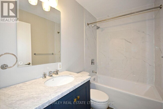 Photo du bâtiment - 952 Kingston Rd