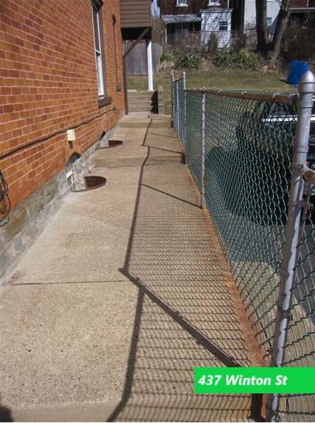 Easy Management, Private Sidewalk - 437 Winton St