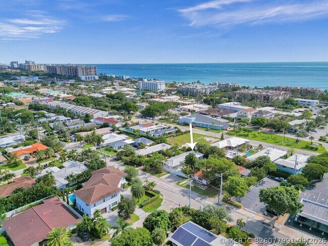 Foto del edificio - 4422 Sea Grape Dr