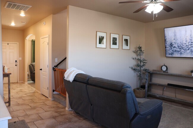 Building Photo - 4787 Sirocco Ave