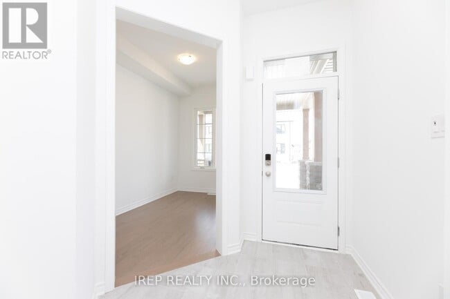 Building Photo - 3360 MARCHINGTON Sq