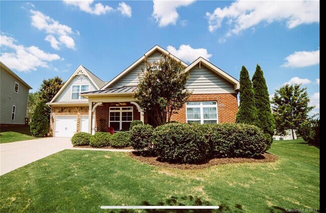 Vista de la calle - 313 Thornhill St