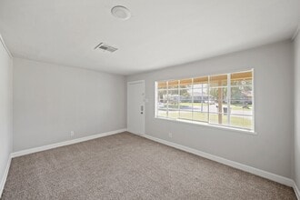 Building Photo - 12513 Kathryn St