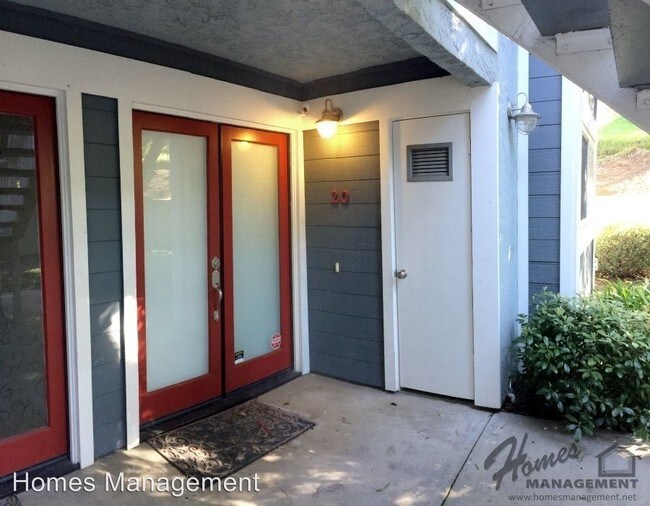 Building Photo - 1564 Tanglewood Ln