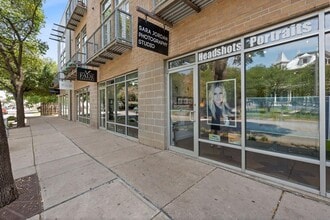 Building Photo - 1601 E Cesar Chavez St