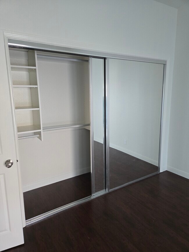 Foto del edificio - 18338 Amie Ave