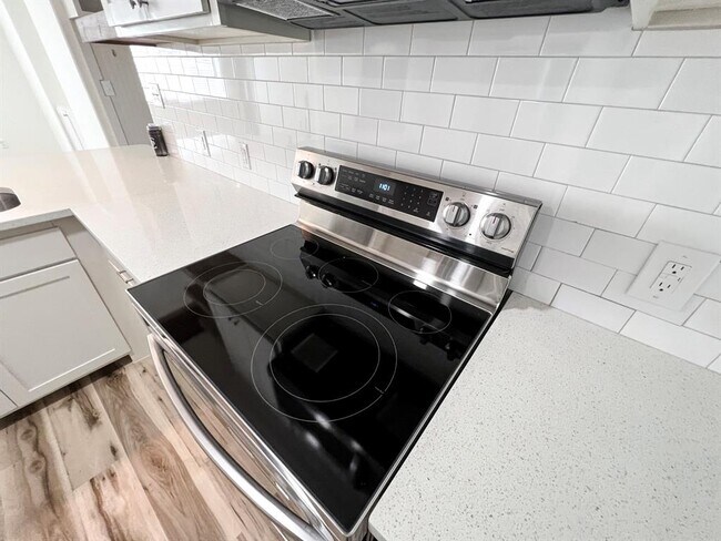 Foto del edificio - 356 Onalaska E Dr