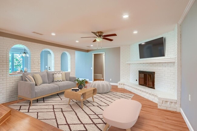 Building Photo - Welcoming single-story Plano home near Lib...