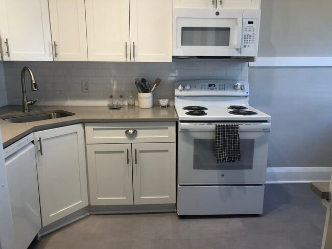 Building Photo - 315 S Delaware Ave