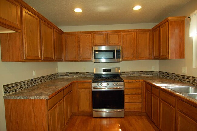 Foto del edificio - 165 E Willow Creek Dr