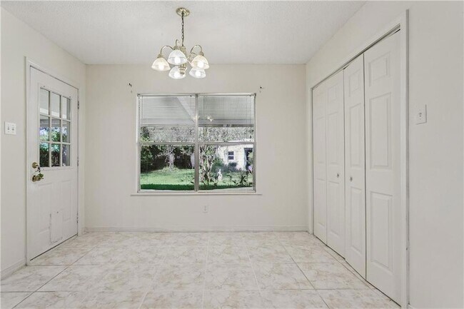 Foto del edificio - 1705 Kings Row