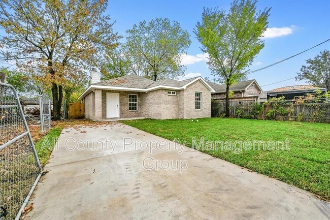 Photo - 1810 Life Avenue House