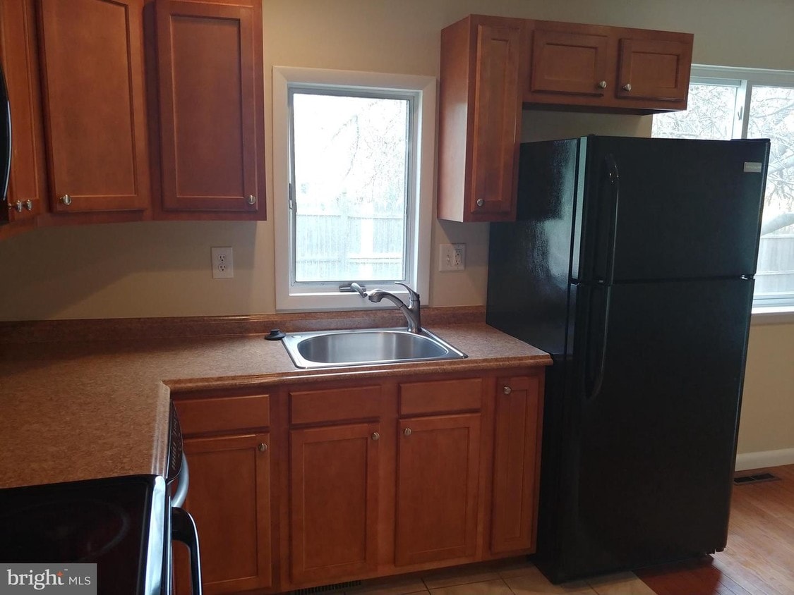 38 Coachlight Ct, New Castle, DE 19720 Townhome Rentals in New Castle