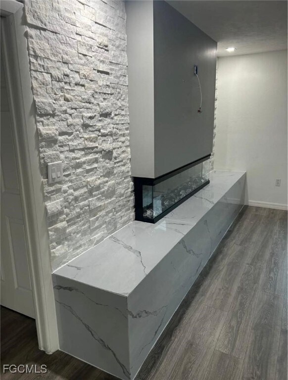 Building Photo - 419 Robert Ave