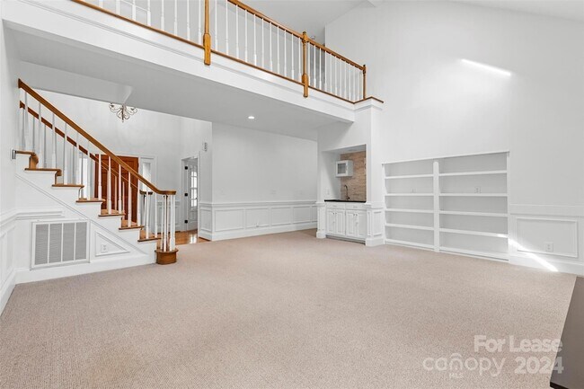 Building Photo - 108 Amrita Ct