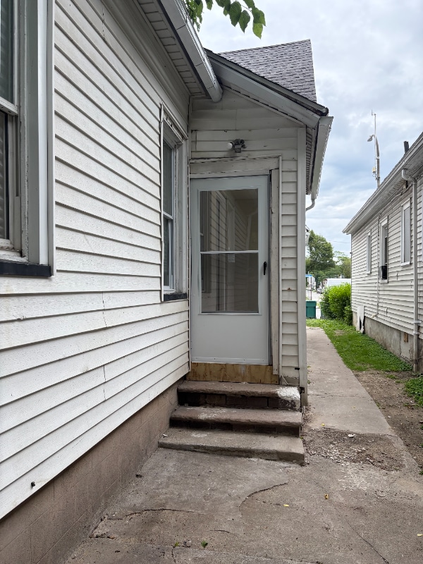 Primary Photo - 1045 Hudson Ave