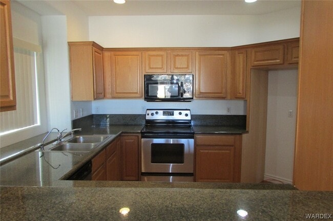 Building Photo - 3575 McCormick Blvd