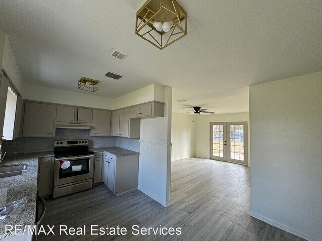 Building Photo - 3 br, 1 bath House - 9465 McAdoo Street