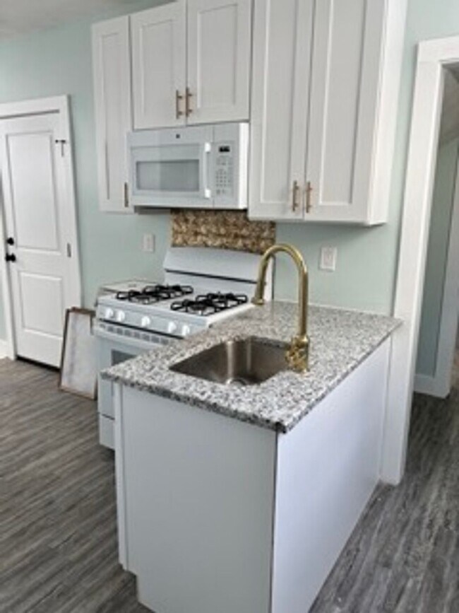 Foto del edificio - 3159-3161 Scranton Road