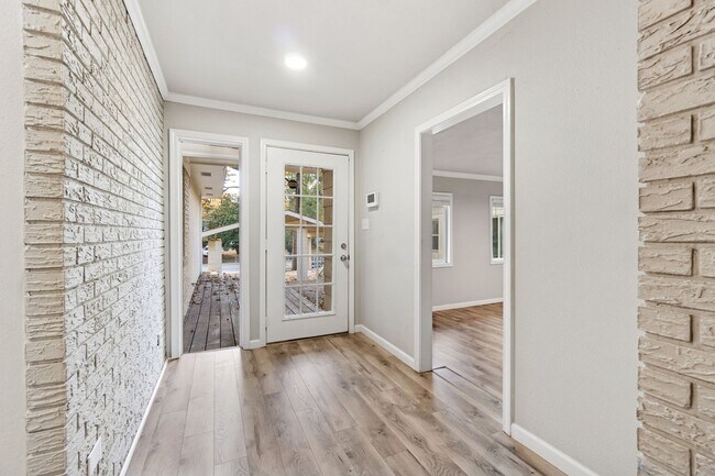 Foto del edificio - 1430 N 50th St