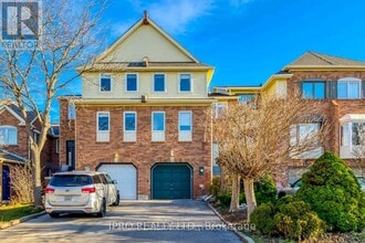 Building Photo - 1109 Lindsay Dr