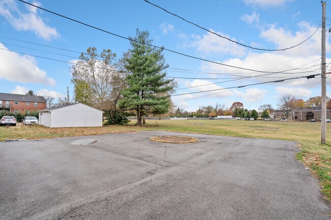 Foto del edificio - 2912 Abigail Dr