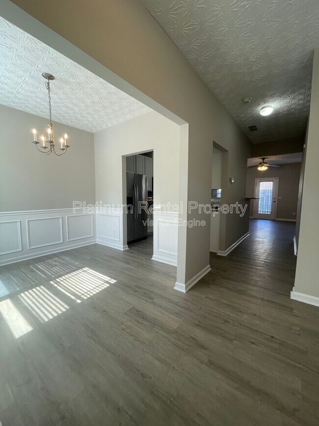 Foto del edificio - 2355 Bigwood Trail