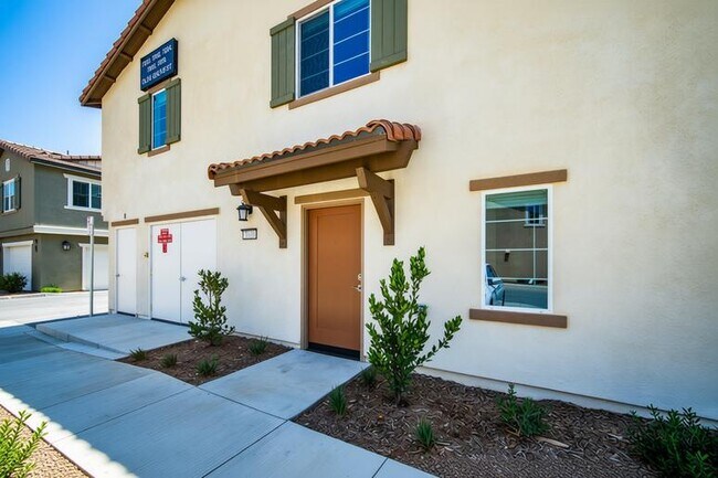 Foto del edificio - 7030 Olive Grove St