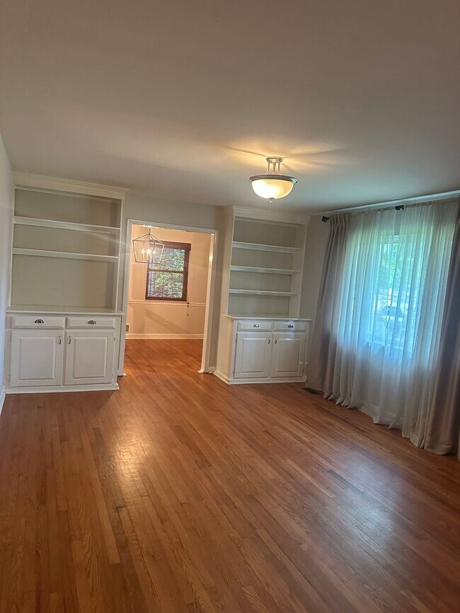 Foto del edificio - Single Family Ranch in Downtown Gainesville