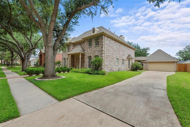 Foto del edificio - 1822 Lakebend Dr