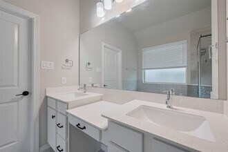 Building Photo - 13730 Brahman Valley Ct