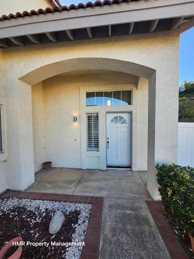 Foto del edificio - Fully remodel home 5 beds 3 baths in Chino Hills! Must See