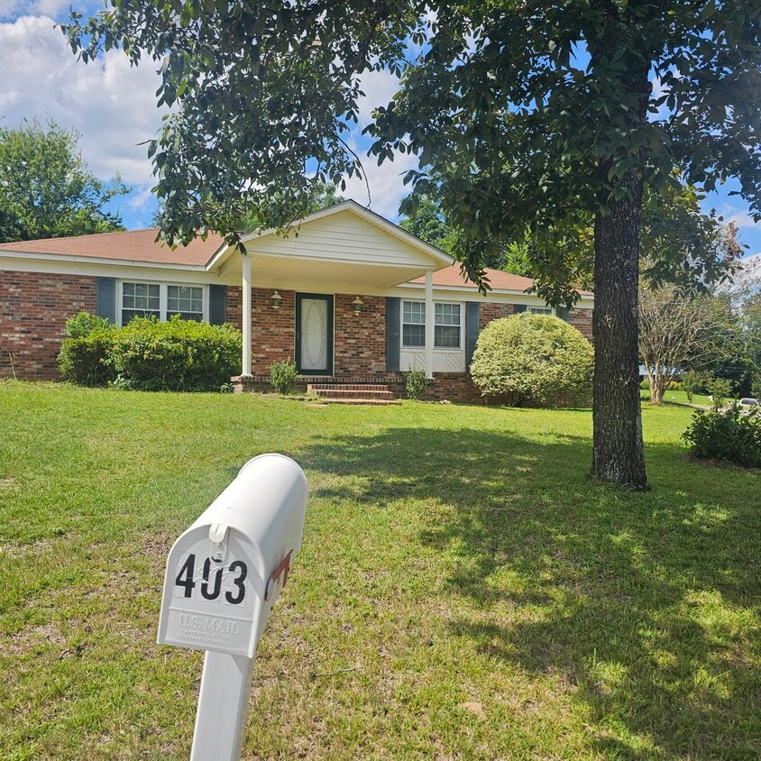 Foto principal - 403 Catawba Rd
