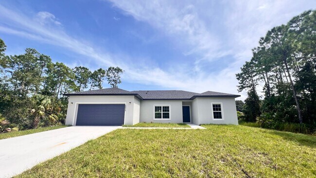 Building Photo - Beautiful, BRAND NEW 3 Bedroom, 2 Bathroom...