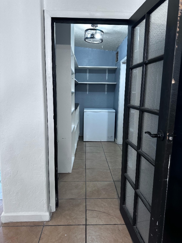 Building Photo - 5425 S Alaska Dr