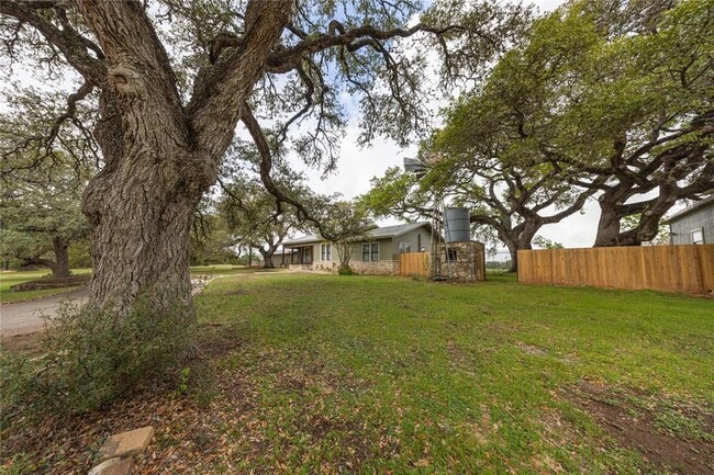 Building Photo - 12900 Ranch Rd 12