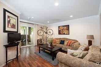 Building Photo - 7455 Charmant Dr