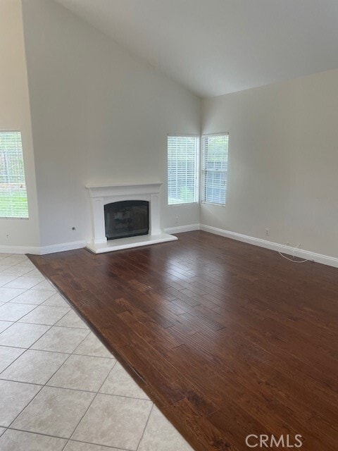Building Photo - 827 S Shanada Ct